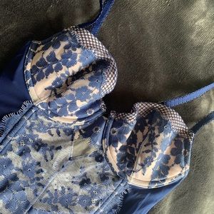 SOLD NWT Victoria Secret Corset/Bustier